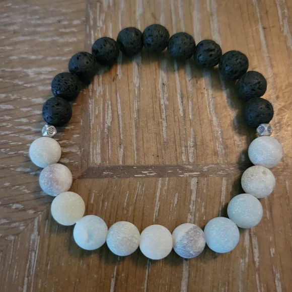 8mm Lava Stone Amazonite Gemstone Mala Bracelet 7.5 inches Meditation Energy  2 - Picture 2 of 3